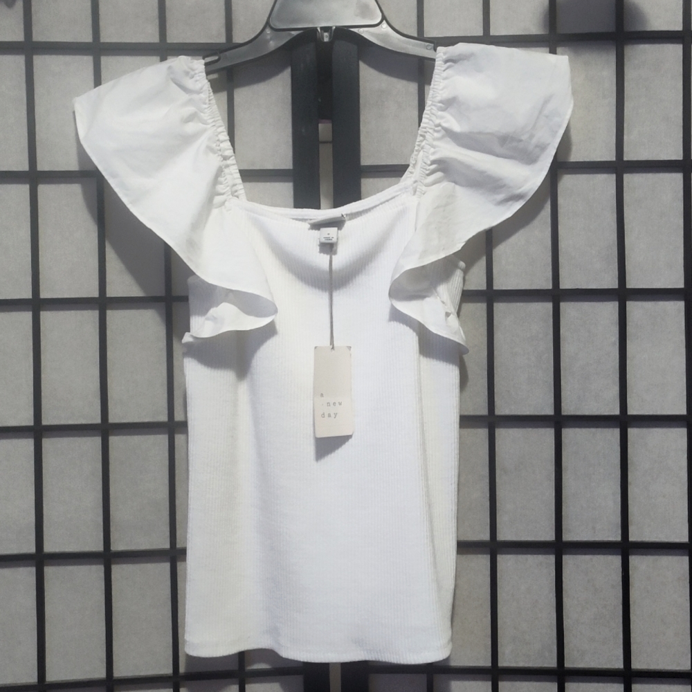 A New Day white shirt size small
